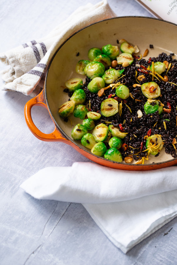 Black Rice with Sprouts and Peanuts